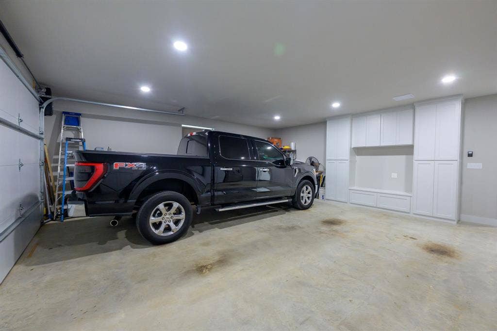 7317 Lake Pointe Cove, Tyler, TX 75703 7317 Lake Pointe Cove, Tyler, TX 75703