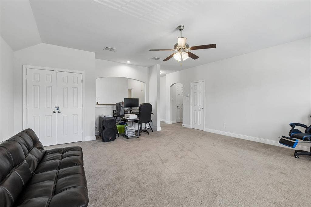 1304 Mountain View Lane, Kennedale, TX 76060 1304 Mountain View Lane, Kennedale, TX 76060