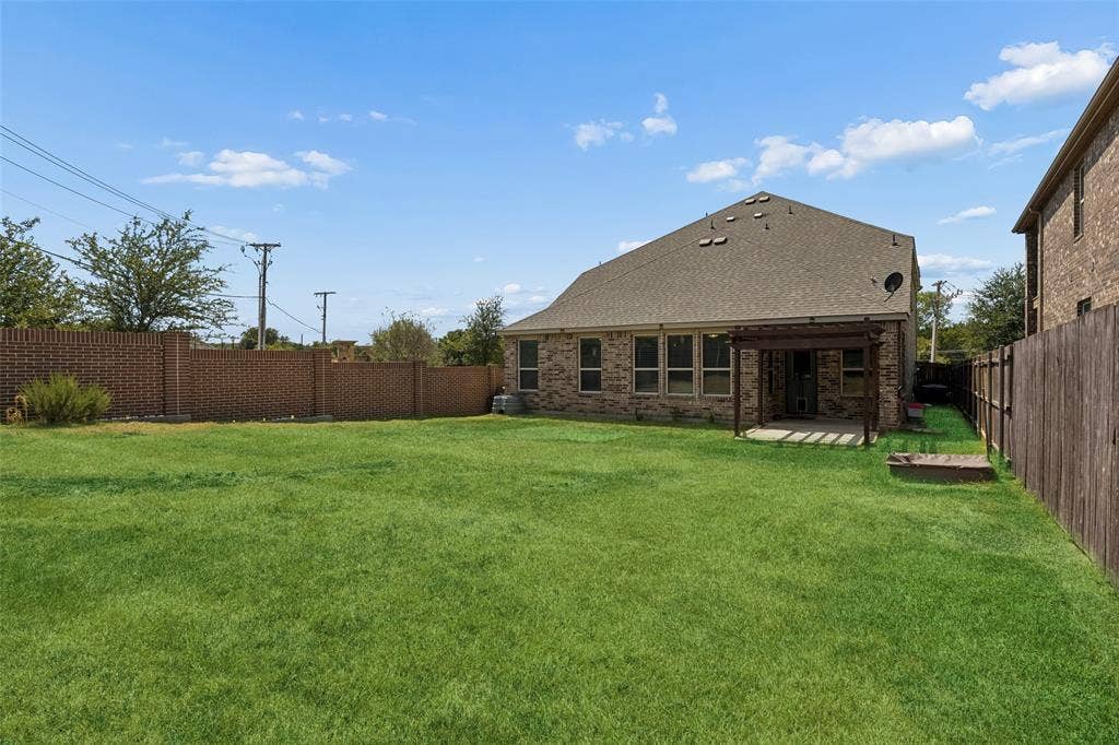 1304 Mountain View Lane, Kennedale, TX 76060 1304 Mountain View Lane, Kennedale, TX 76060