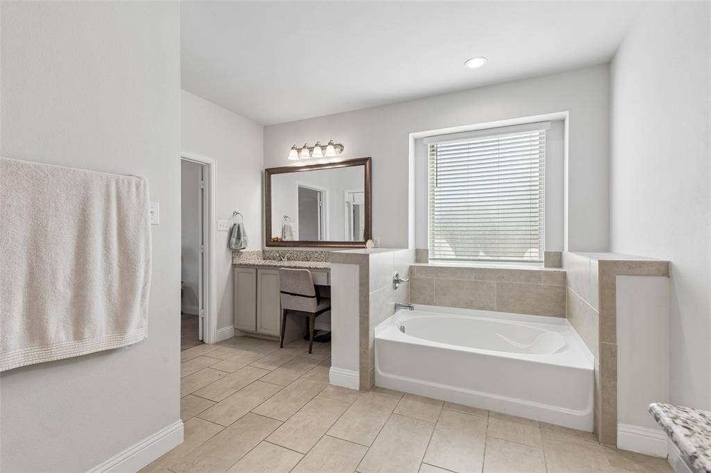 1304 Mountain View Lane, Kennedale, TX 76060 1304 Mountain View Lane, Kennedale, TX 76060