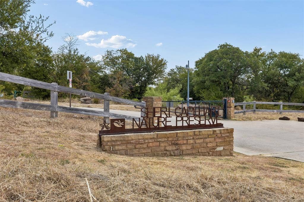 1304 Mountain View Lane, Kennedale, TX 76060 1304 Mountain View Lane, Kennedale, TX 76060