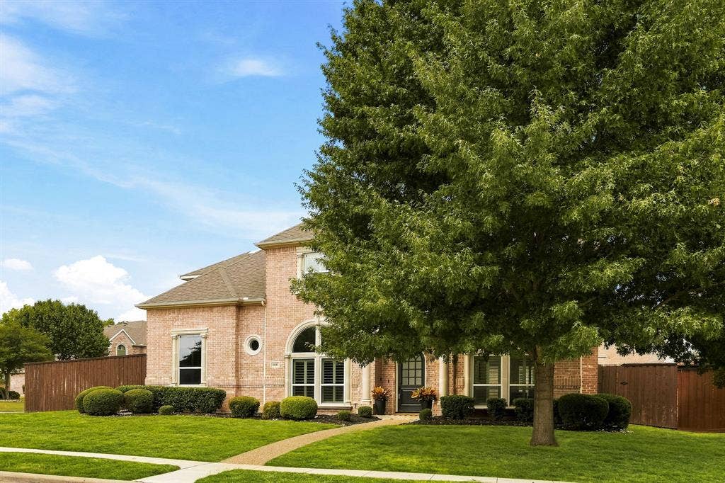 5941 Tiburon Drive, Plano, TX 75093 5941 Tiburon Drive, Plano, TX 75093