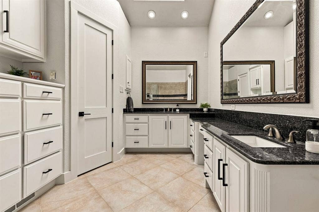 5941 Tiburon Drive, Plano, TX 75093 5941 Tiburon Drive, Plano, TX 75093