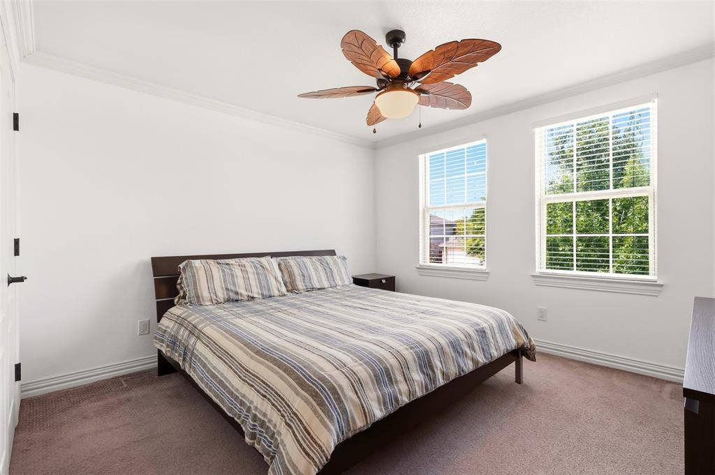 2119 Edgewood Drive, Grand Prairie, TX 75052 2119 Edgewood Drive, Grand Prairie, TX 75052