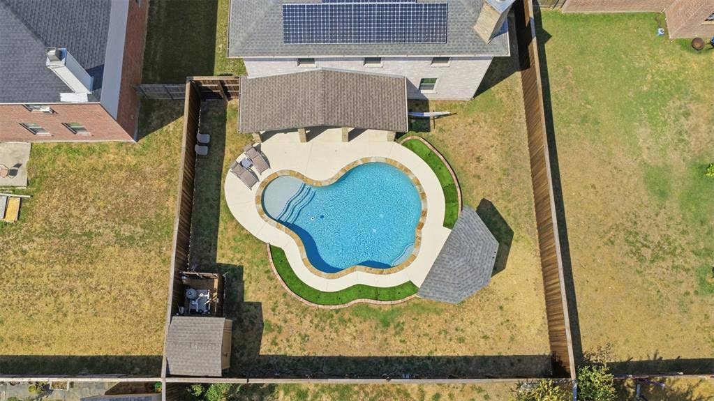 2119 Edgewood Drive, Grand Prairie, TX 75052 2119 Edgewood Drive, Grand Prairie, TX 75052