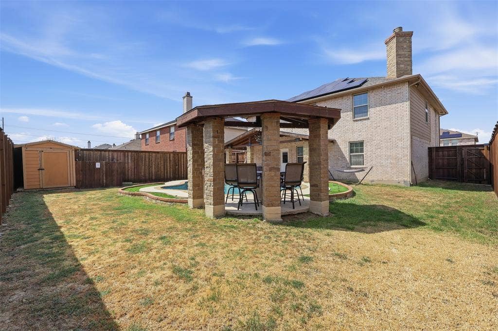 2119 Edgewood Drive, Grand Prairie, TX 75052 2119 Edgewood Drive, Grand Prairie, TX 75052