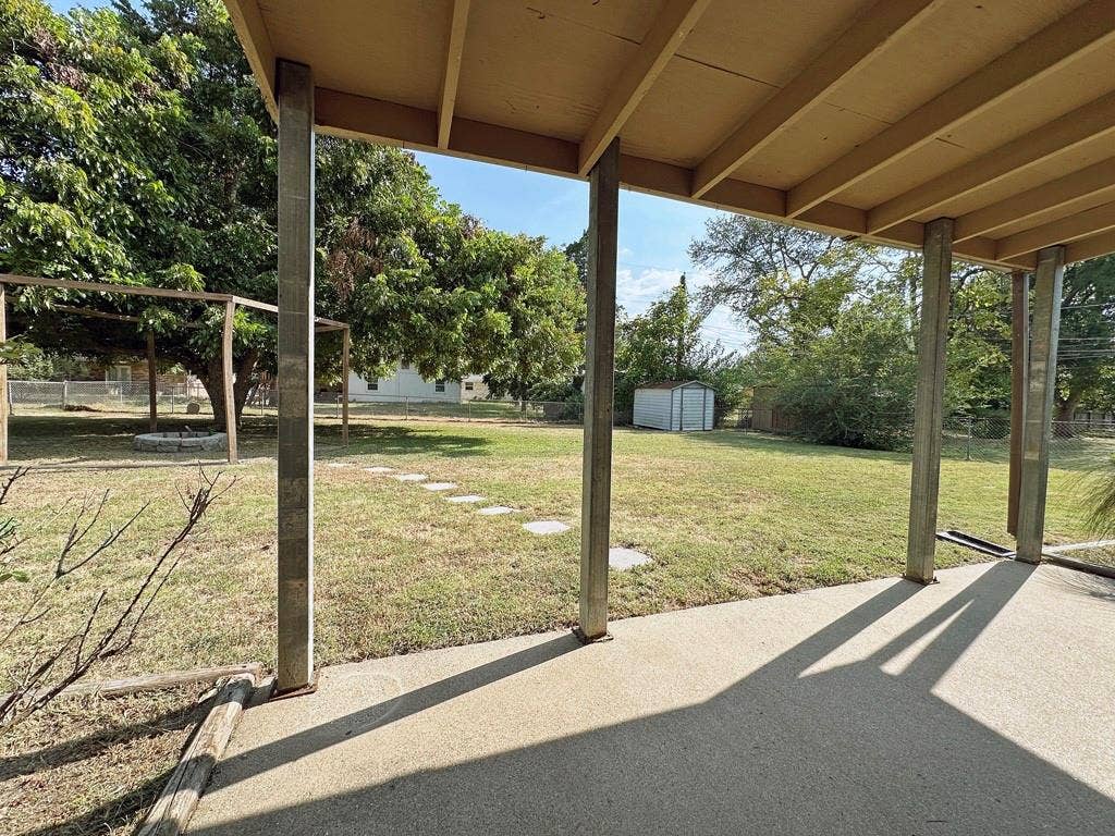 806 Humphrey Street, Athens, TX 75751 806 Humphrey Street, Athens, TX 75751