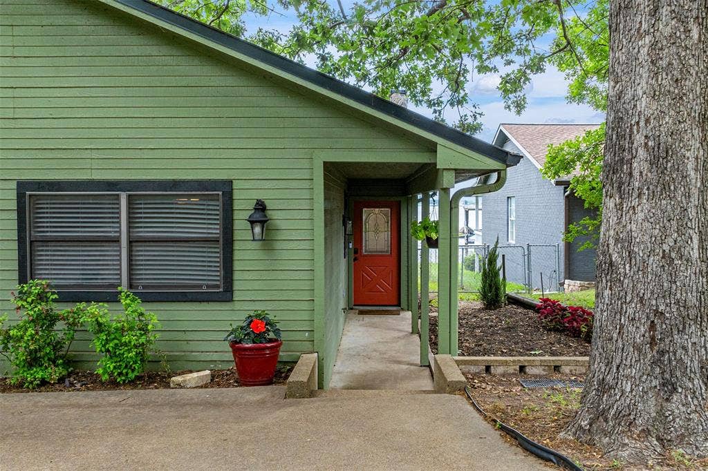 124 Harbor Drive, Gun Barrel City, TX 75156 124 Harbor Drive, Gun Barrel City, TX 75156