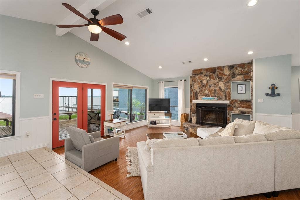 124 Harbor Drive, Gun Barrel City, TX 75156 124 Harbor Drive, Gun Barrel City, TX 75156