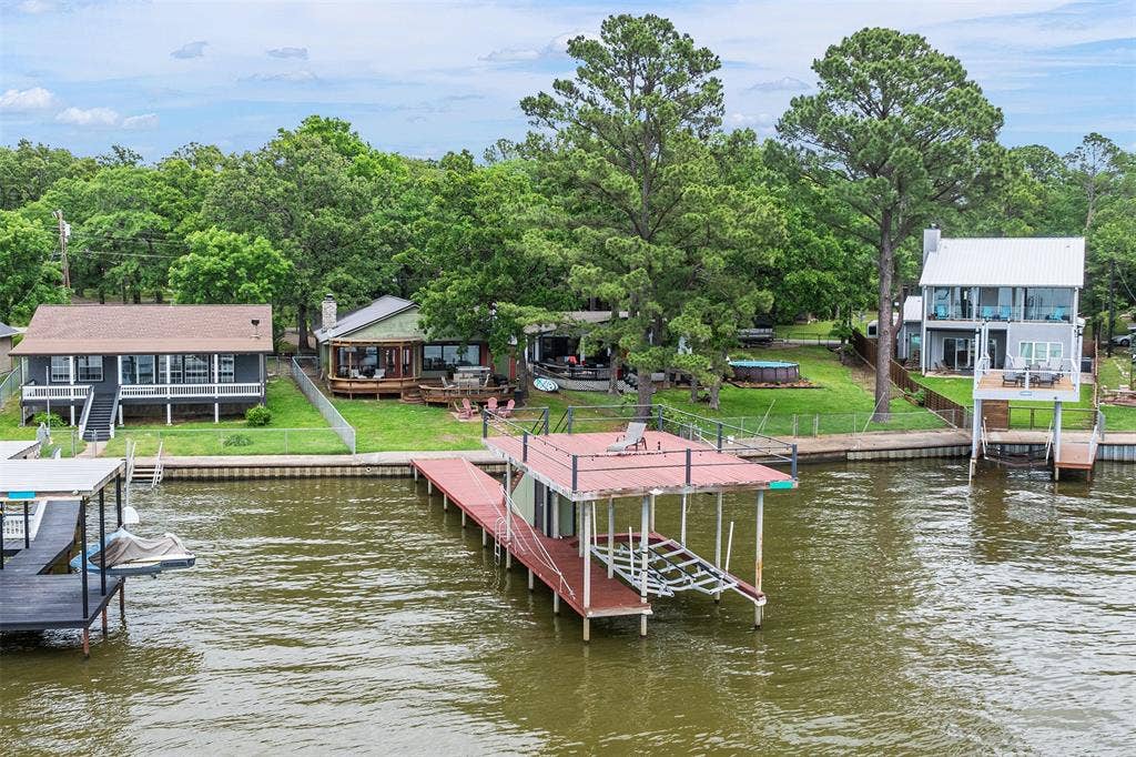 124 Harbor Drive, Gun Barrel City, TX 75156 124 Harbor Drive, Gun Barrel City, TX 75156