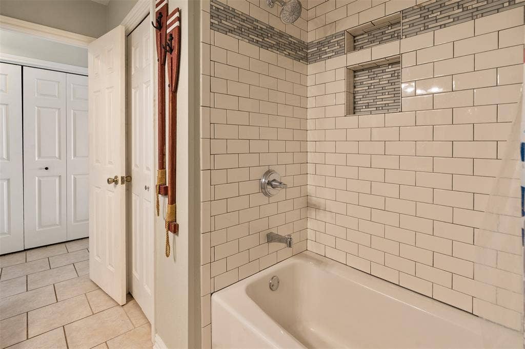 124 Harbor Drive, Gun Barrel City, TX 75156 124 Harbor Drive, Gun Barrel City, TX 75156