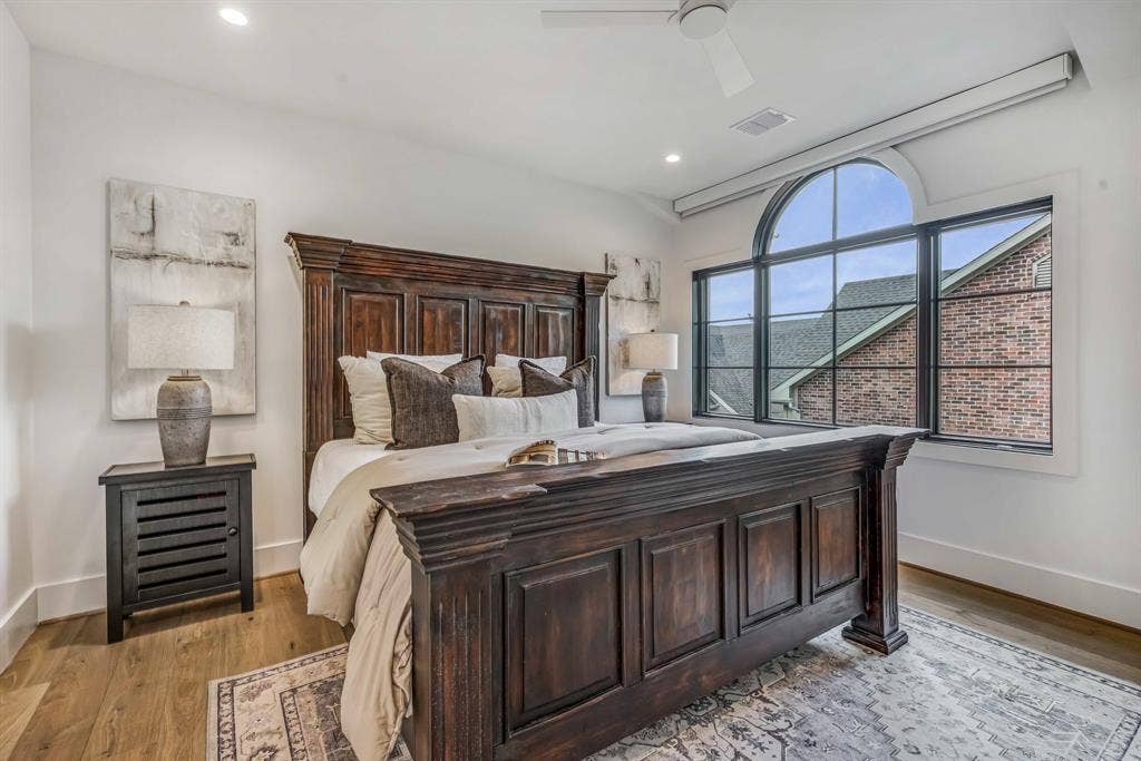 3428 Daniel Avenue, #5, University Park, TX 75205 3428 Daniel Avenue, #5, University Park, TX 75205