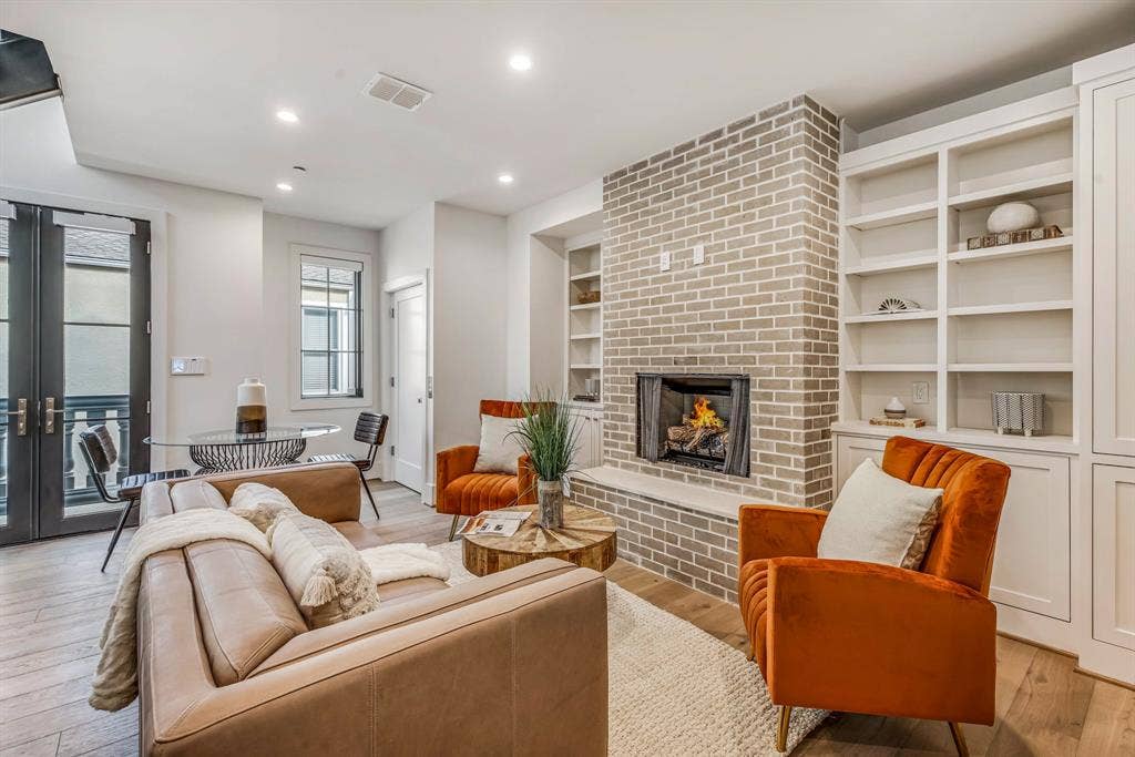 3428 Daniel Avenue, #5, University Park, TX 75205 3428 Daniel Avenue, #5, University Park, TX 75205