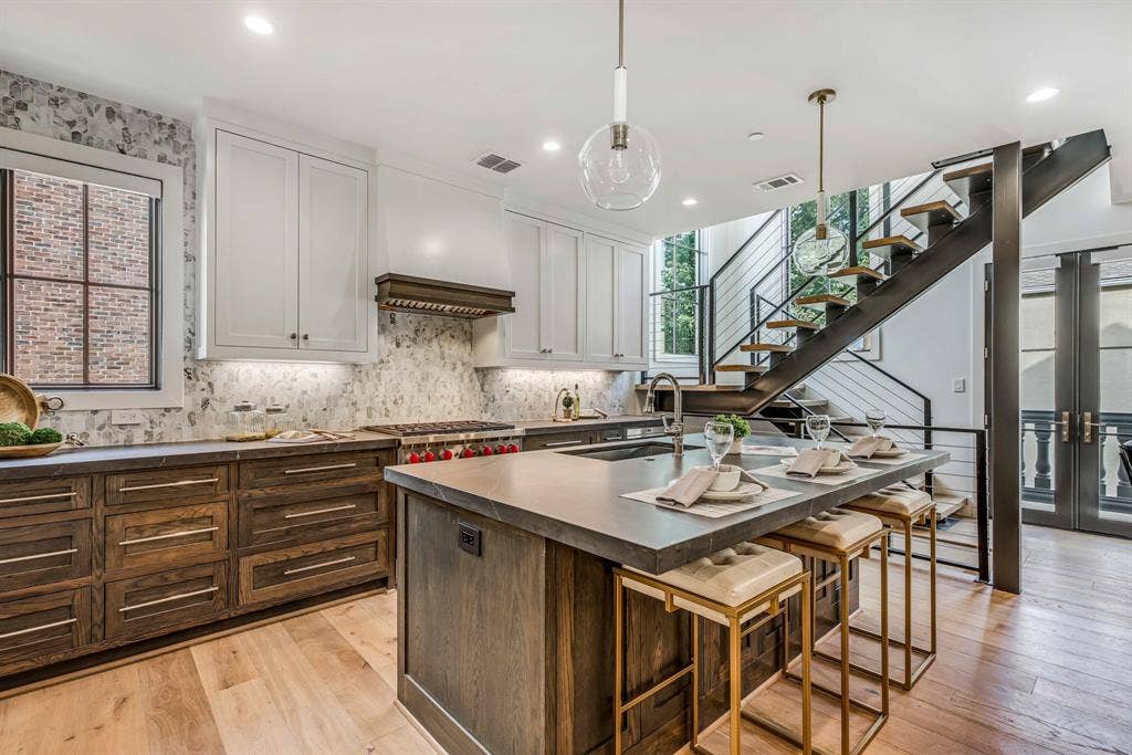 3428 Daniel Avenue, #5, University Park, TX 75205 3428 Daniel Avenue, #5, University Park, TX 75205