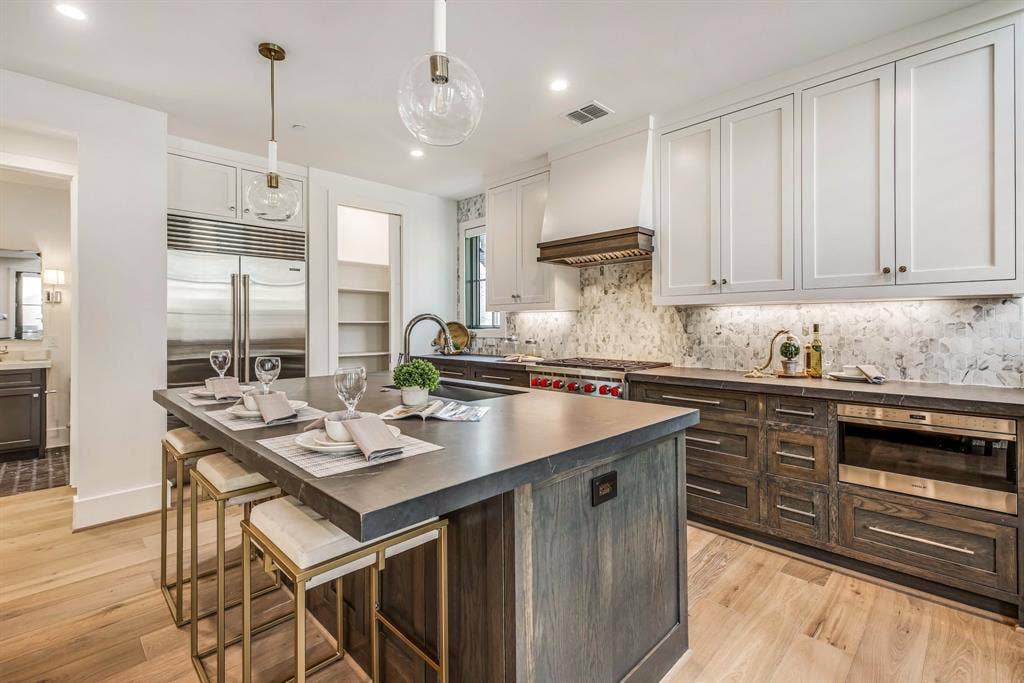 3428 Daniel Avenue, #5, University Park, TX 75205 3428 Daniel Avenue, #5, University Park, TX 75205