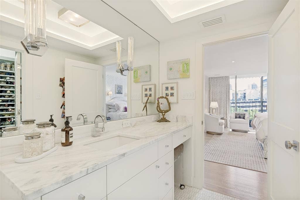 3310 Fairmount Street, #9D, Dallas, TX 75201 3310 Fairmount Street, #9D, Dallas, TX 75201