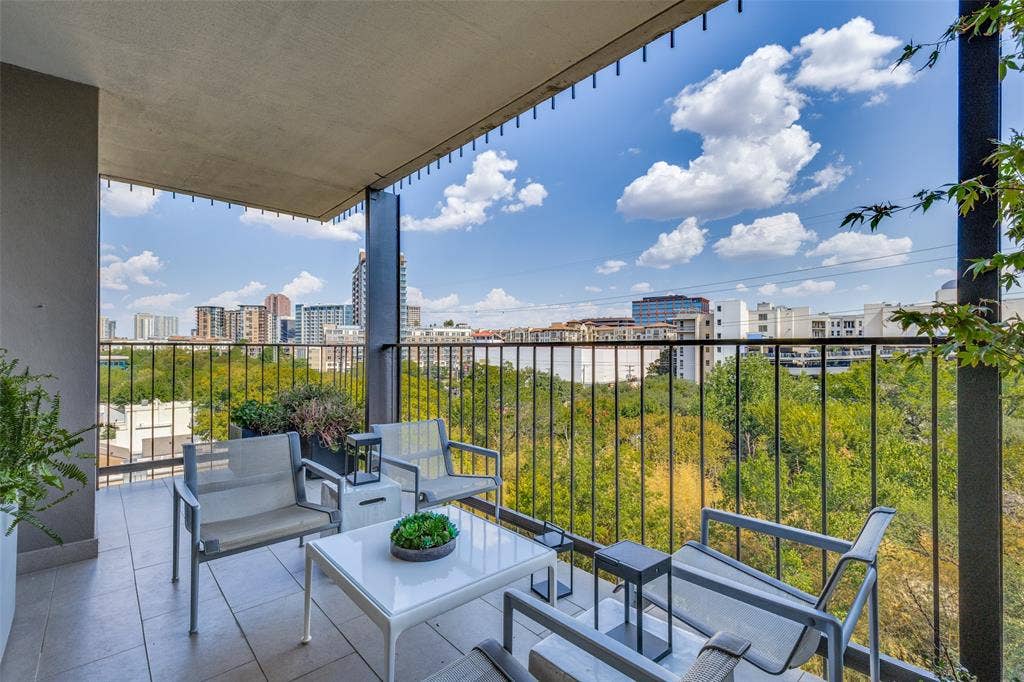 3310 Fairmount Street, #9D, Dallas, TX 75201 3310 Fairmount Street, #9D, Dallas, TX 75201