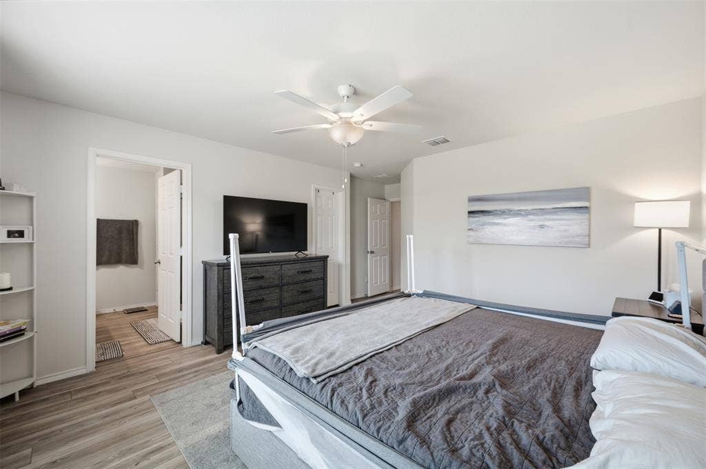 16028 Crews Avenue, Haslet, TX 76052
