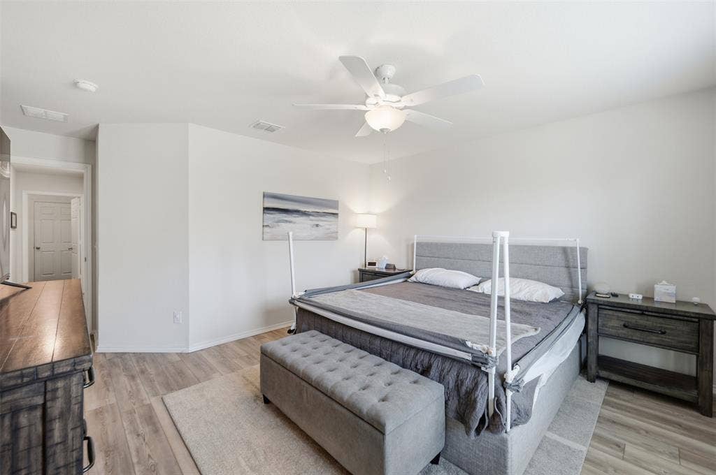 16028 Crews Avenue, Haslet, TX 76052