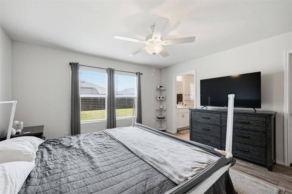 16028 Crews Avenue, Haslet, TX 76052