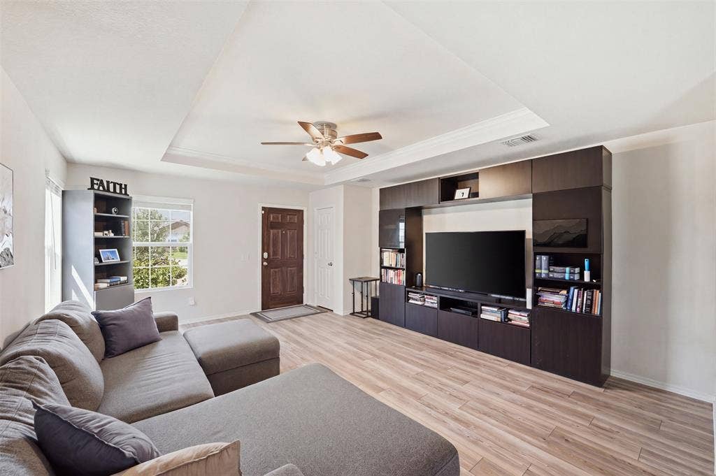 16028 Crews Avenue, Haslet, TX 76052
