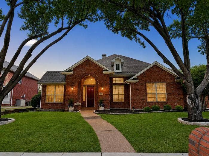 Property photo for 4305 Maize Drive, Plano, TX