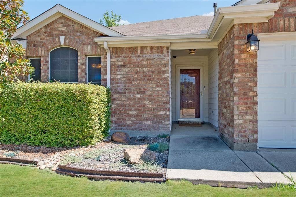 132 Redbud Drive, Forney, TX 75126 132 Redbud Drive, Forney, TX 75126