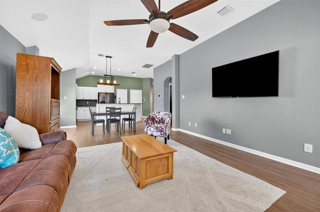 132 Redbud Drive, Forney, TX 75126 132 Redbud Drive, Forney, TX 75126