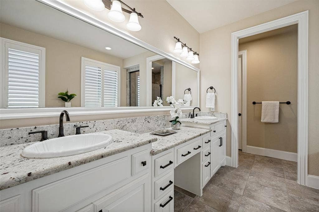 5804 River Highlands Drive, McKinney, TX 75070 5804 River Highlands Drive, McKinney, TX 75070