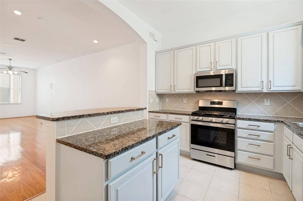 4121 Mckinney Avenue, #32, Dallas, TX 75204 4121 Mckinney Avenue, #32, Dallas, TX 75204