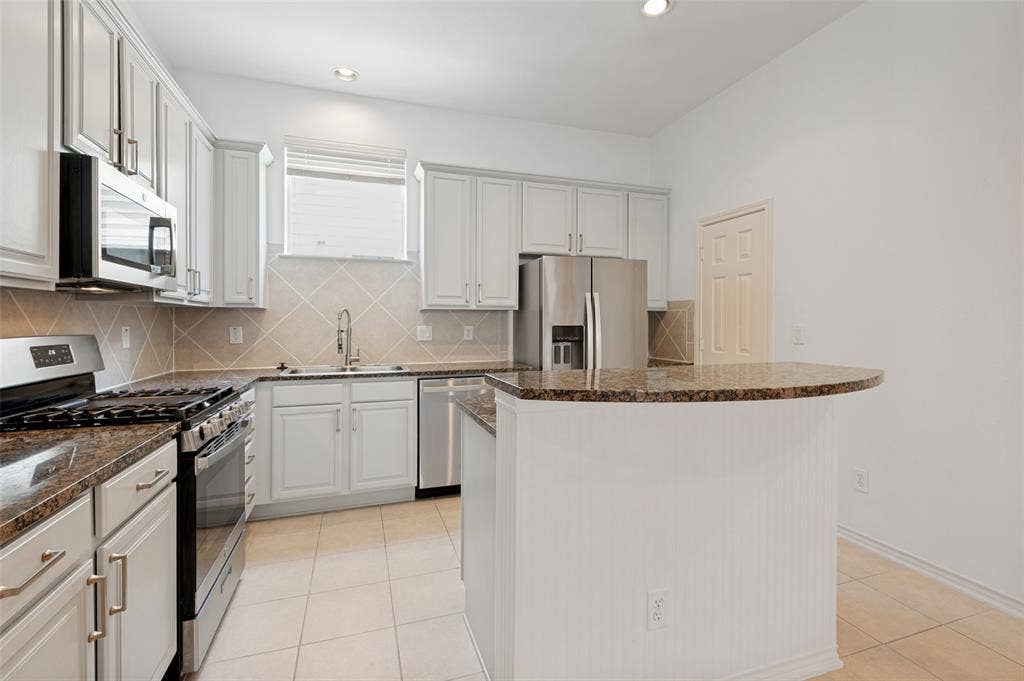 4121 Mckinney Avenue, #32, Dallas, TX 75204 4121 Mckinney Avenue, #32, Dallas, TX 75204