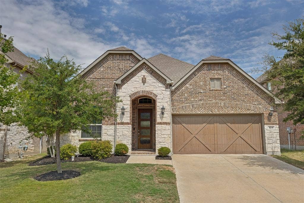 8241 Blumelia Drive, Dallas, TX 75252 8241 Blumelia Drive, Dallas, TX 75252