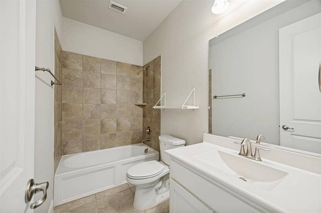 8241 Blumelia Drive, Dallas, TX 75252 8241 Blumelia Drive, Dallas, TX 75252