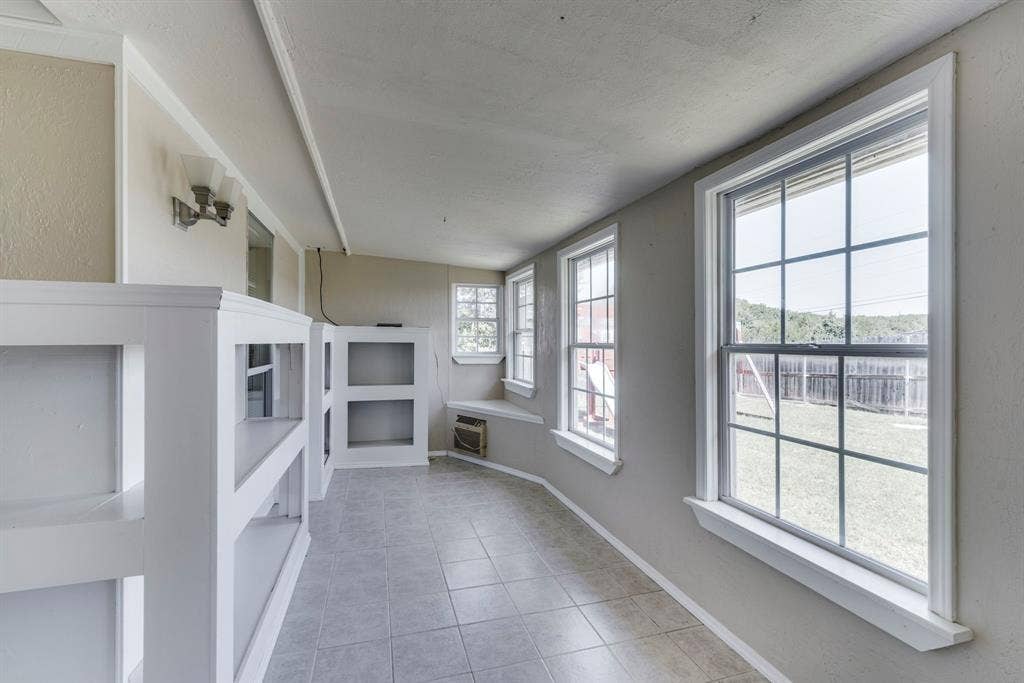 32 Connecticut Avenue, Midlothian, TX 76065 32 Connecticut Avenue, Midlothian, TX 76065