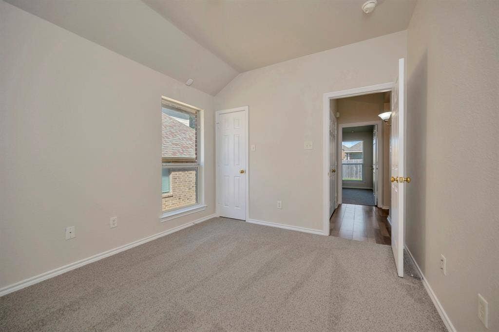 5436 Sierra Ridge Drive, Fort Worth, TX 76123