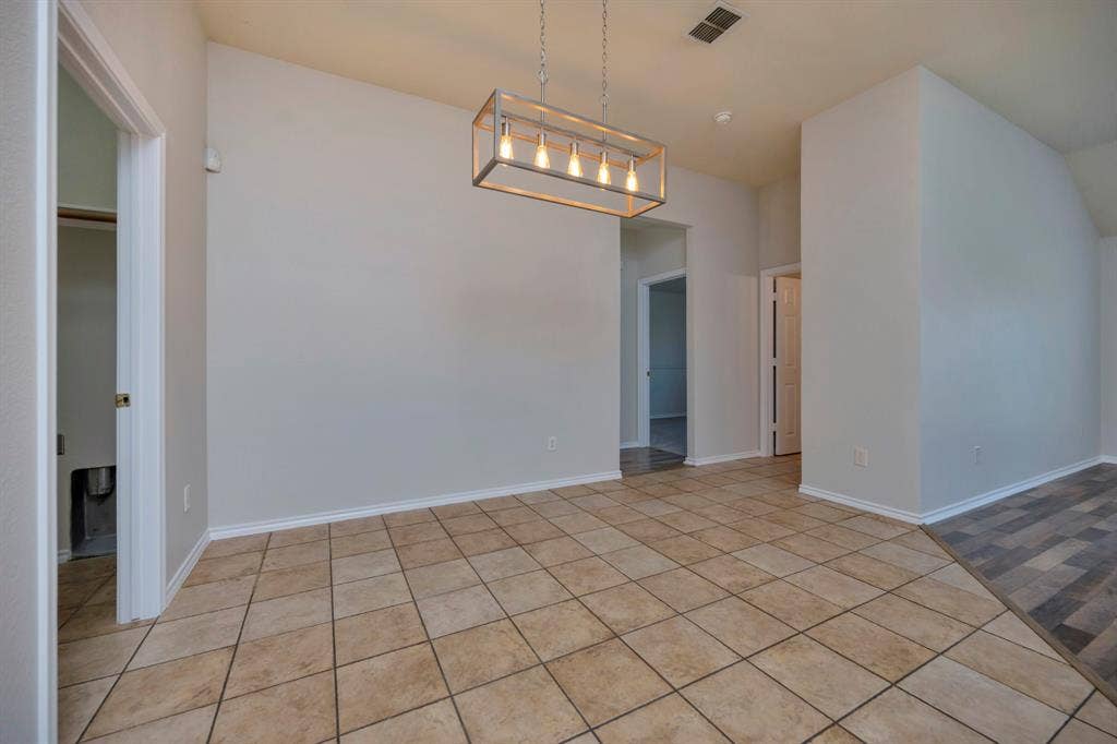 5436 Sierra Ridge Drive, Fort Worth, TX 76123