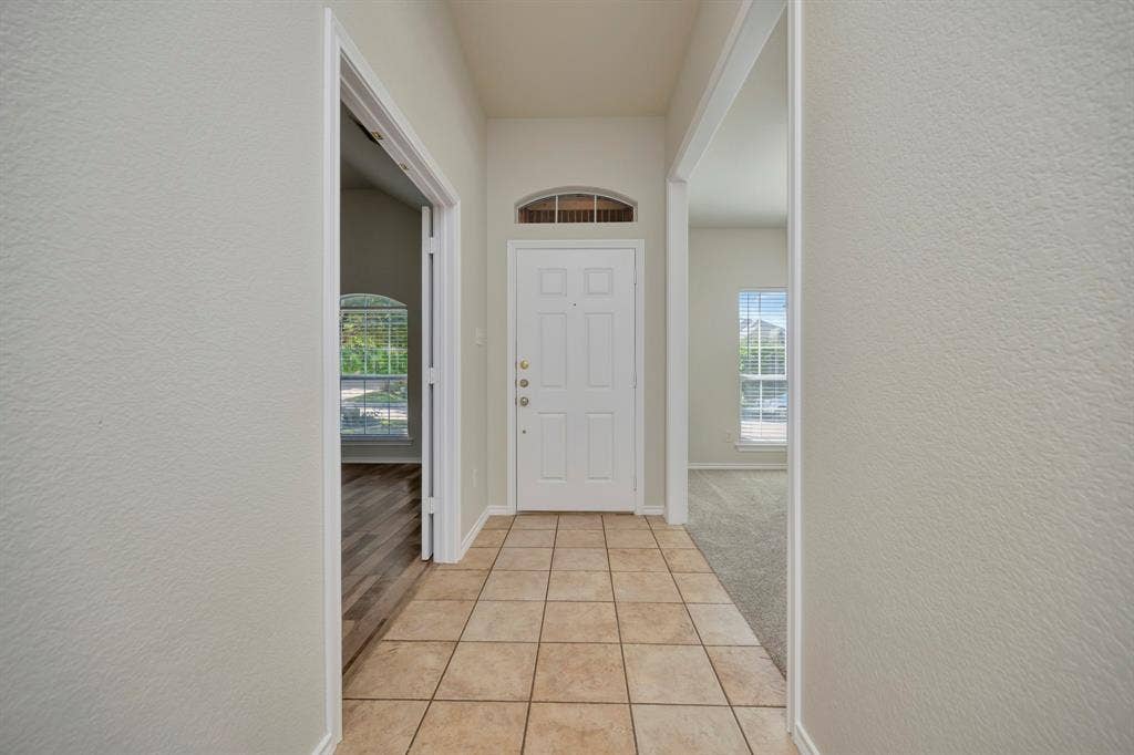 5436 Sierra Ridge Drive, Fort Worth, TX 76123