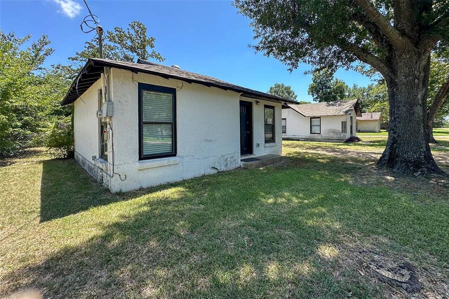 Property photo for 909 Alice Street, Trinidad, TX