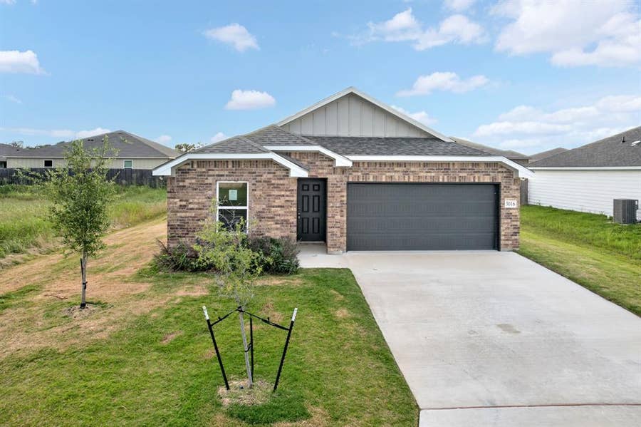 Property photo for 3016 Titus Court, Temple, TX