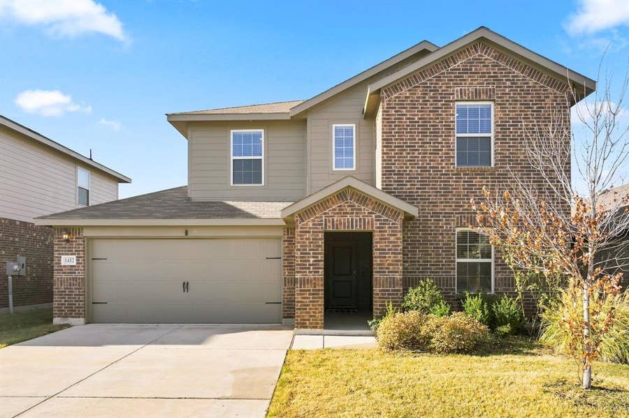 Property photo for 1432 Briar Hill Drive, Denton, TX