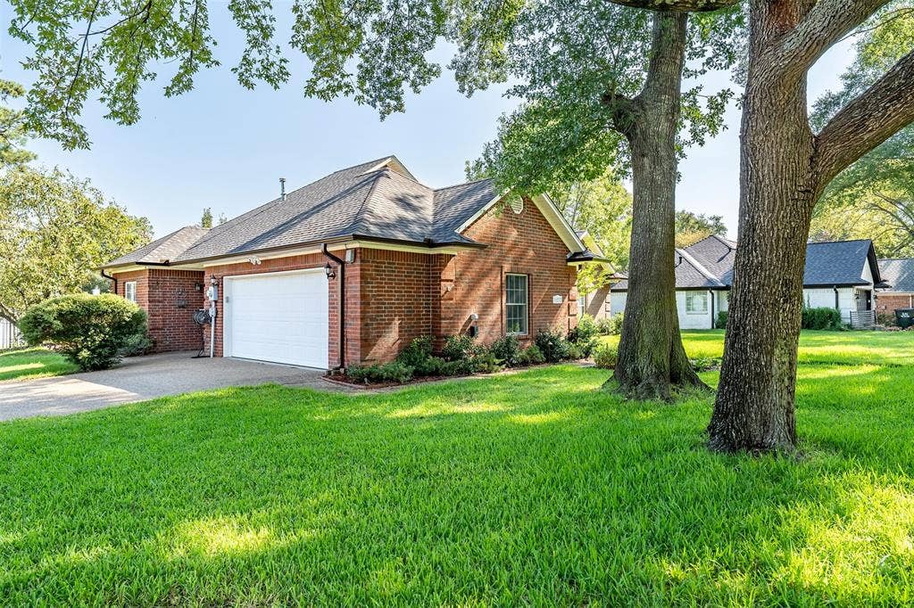 11232 Chasewood, Tyler, TX 75703 11232 Chasewood, Tyler, TX 75703