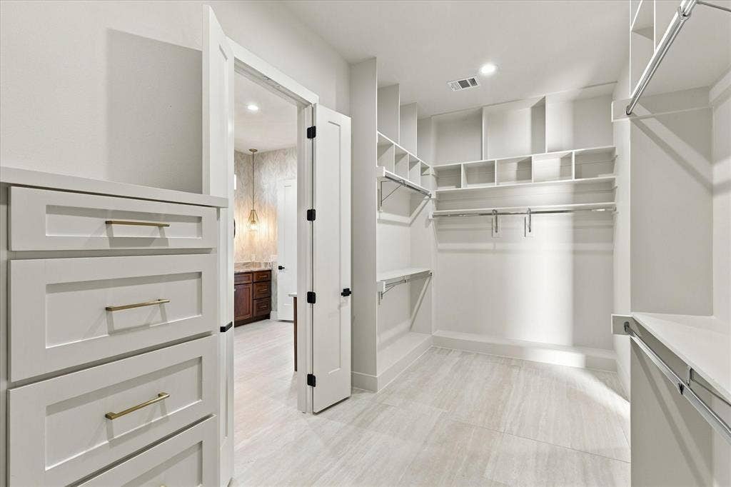 2931 N Mockingbird Lane, Midlothian, TX 76065