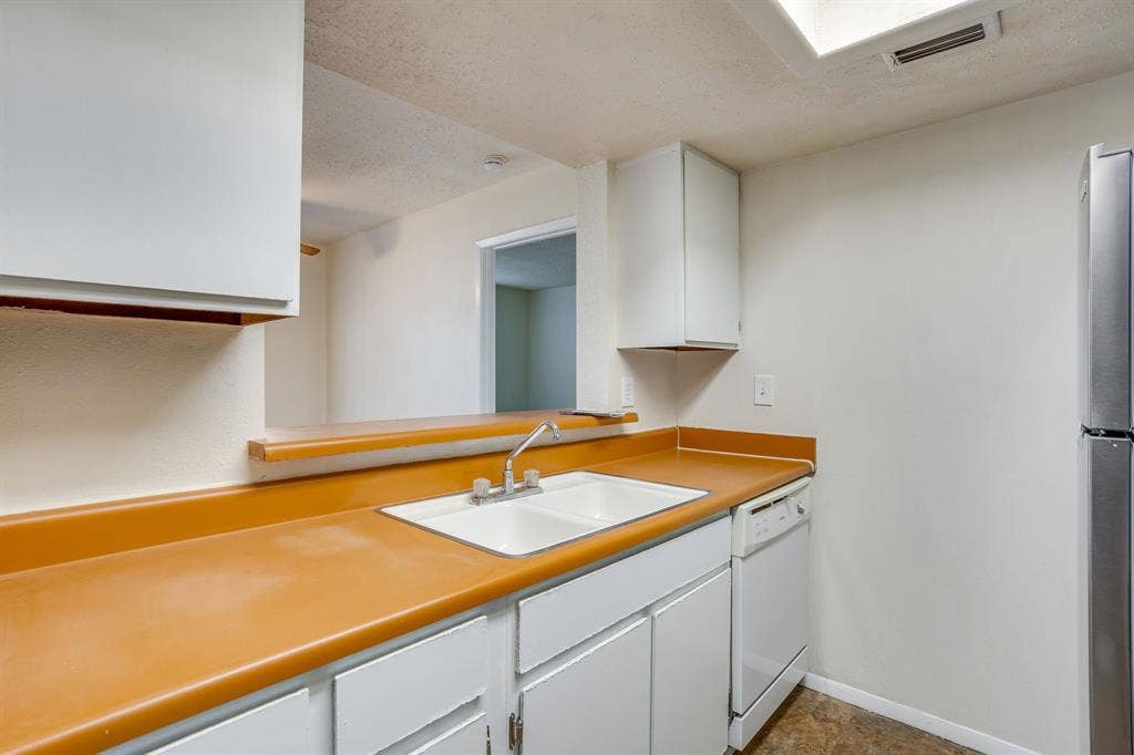 7431 Holly Hill, #101, Dallas, TX 75231 7431 Holly Hill, #101, Dallas, TX 75231