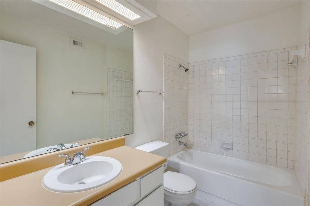 7431 Holly Hill, #101, Dallas, TX 75231 7431 Holly Hill, #101, Dallas, TX 75231