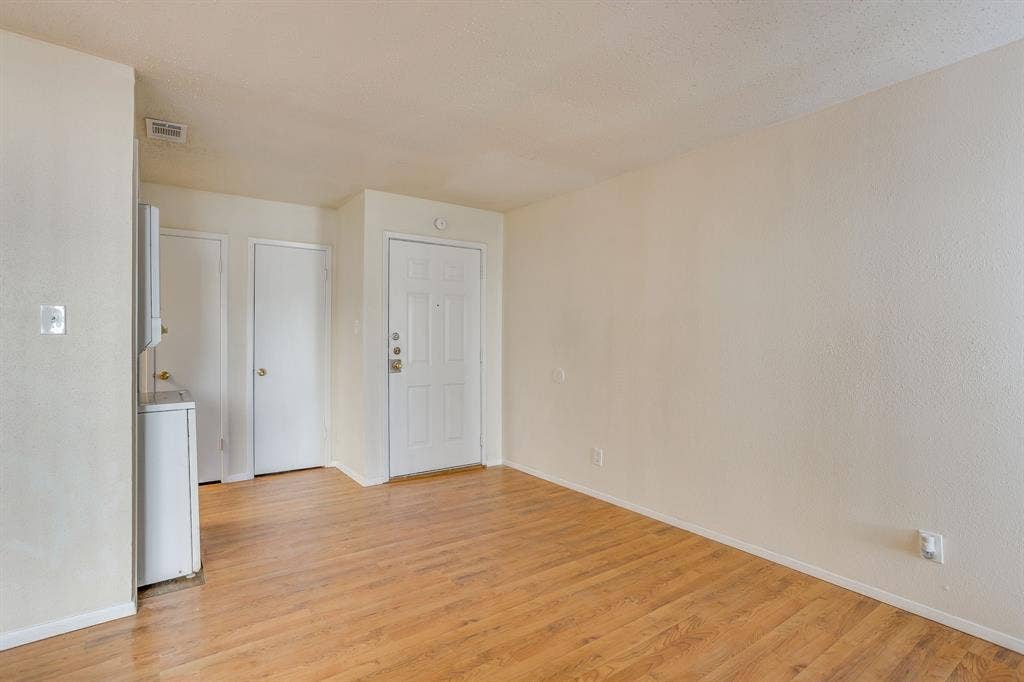 7431 Holly Hill, #101, Dallas, TX 75231 7431 Holly Hill, #101, Dallas, TX 75231