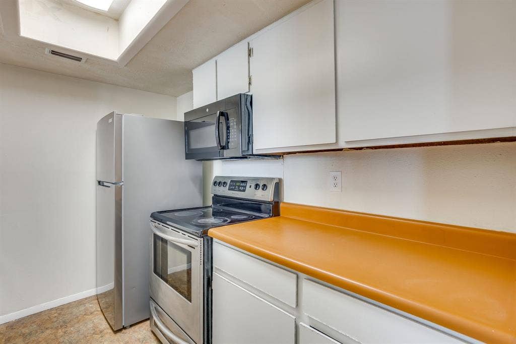 7431 Holly Hill, #101, Dallas, TX 75231 7431 Holly Hill, #101, Dallas, TX 75231