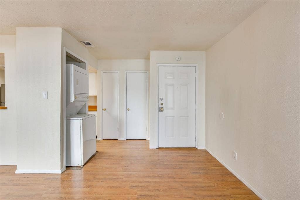 7431 Holly Hill, #101, Dallas, TX 75231 Looking at front door