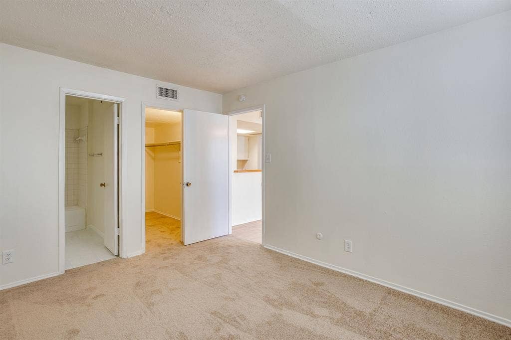 7431 Holly Hill, #101, Dallas, TX 75231 7431 Holly Hill, #101, Dallas, TX 75231