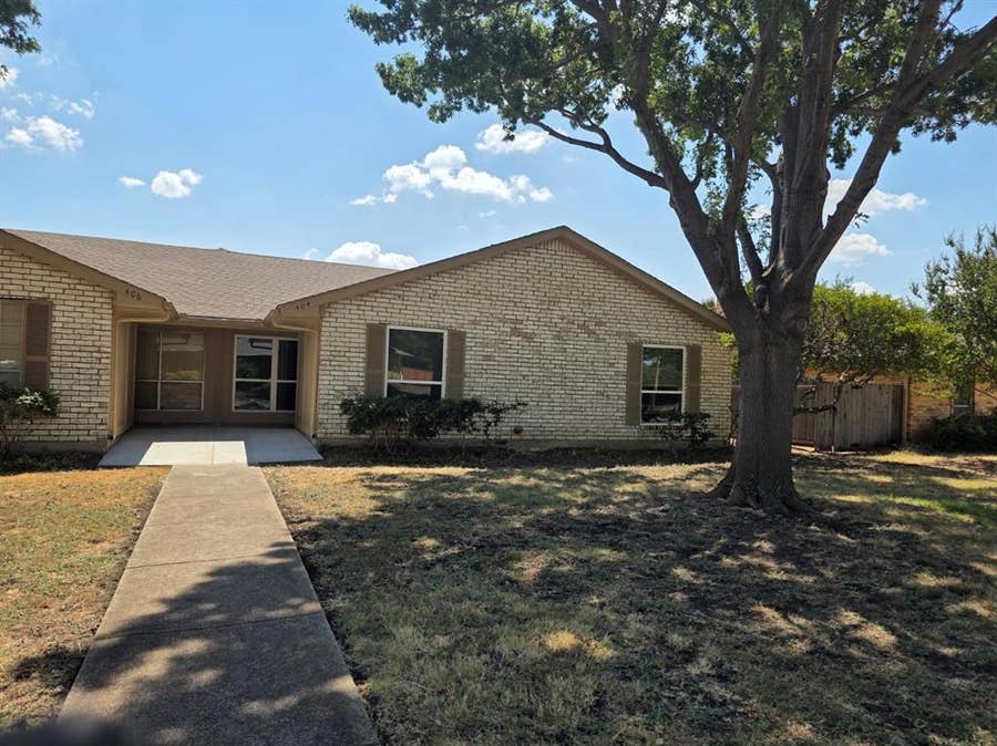 Property photo for 404 Tiffany Trail, Richardson, TX