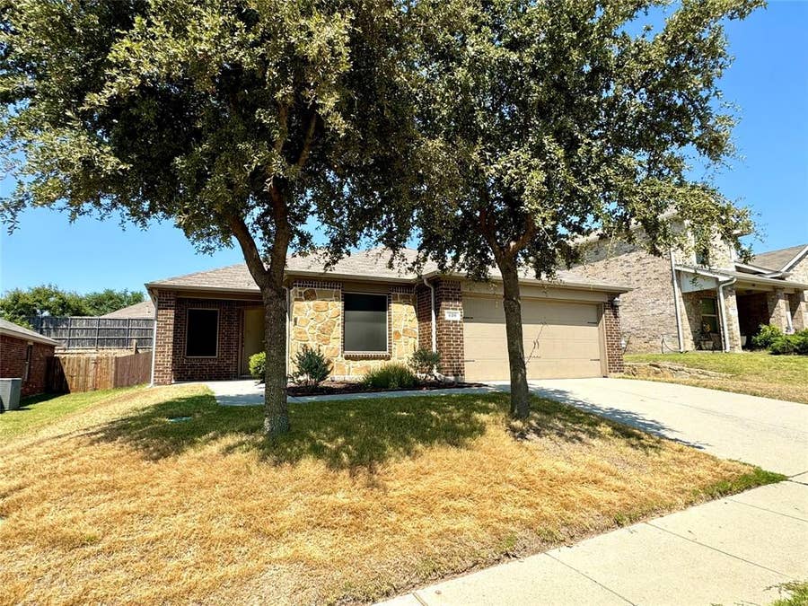 Property photo for 420 Andalusian, Celina, TX